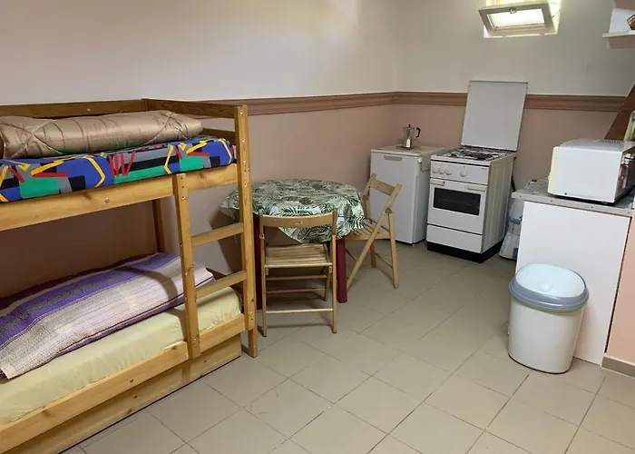 Tina Apartman